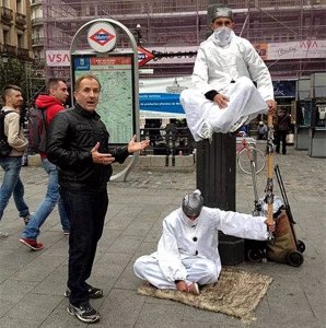 ​神奇的人体悬浮术：其中奥秘原来是这样的！