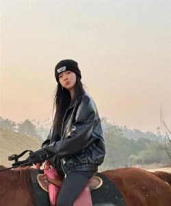 ​庄达菲：新生代演员的破局之路与时代投射