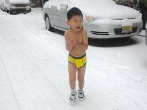 11岁少年大学毕业还记得当年的裸跑弟吗这就是鹰爸的教育结果