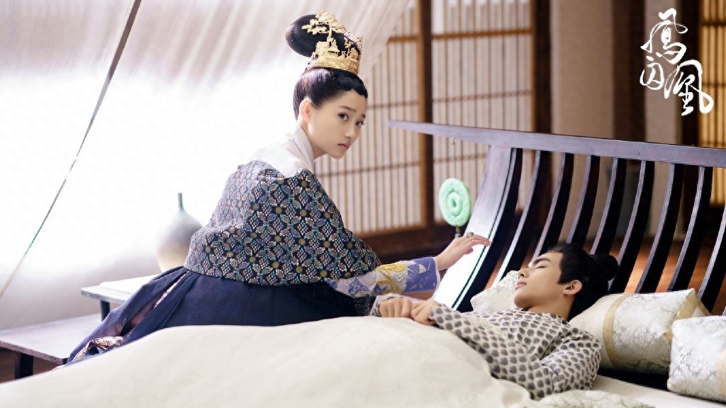 关晓彤《凤囚凰》古装多造型剧照