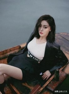 ​藏头诗：艳压群芳