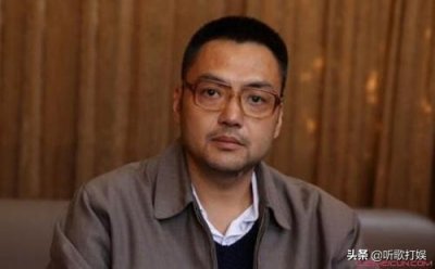 ​《还珠格格》萧剑，多次被曝为香妃终生不娶，如今儿子都十来岁了