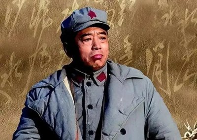 ​彭德怀抗日时能担任八路军副总指挥，为何？他有别人不具备的优势