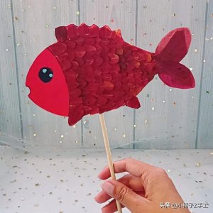 ​6款创意树叶拼贴画 几分钟就搞定 幼儿园手工作业家长再也不愁了