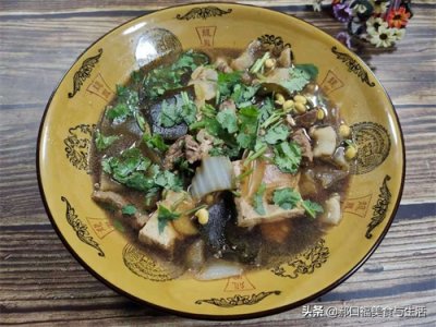 ​大锅菜这样的家常做法，学会后一次能吃两大碗，你们那里也有吗