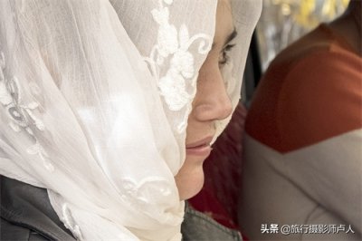 ​在新疆帕米尔高原塔县，偶遇塔吉克族美女，美貌动人，善良热情