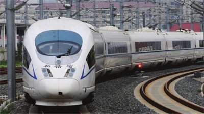 ​中国时速620km磁浮列车横空出世！高铁和磁悬浮，到底谁才是未来