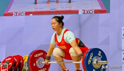 ​实力碾压！举重亚锦赛张旺丽无悬念包揽3金，中国高居奖牌榜首位