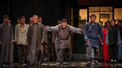 ​梁冠华：退休第一个月