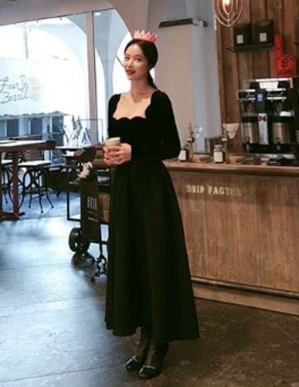 黄静茵生日时久违上传自拍，却疑似整容？公司表明官方立场