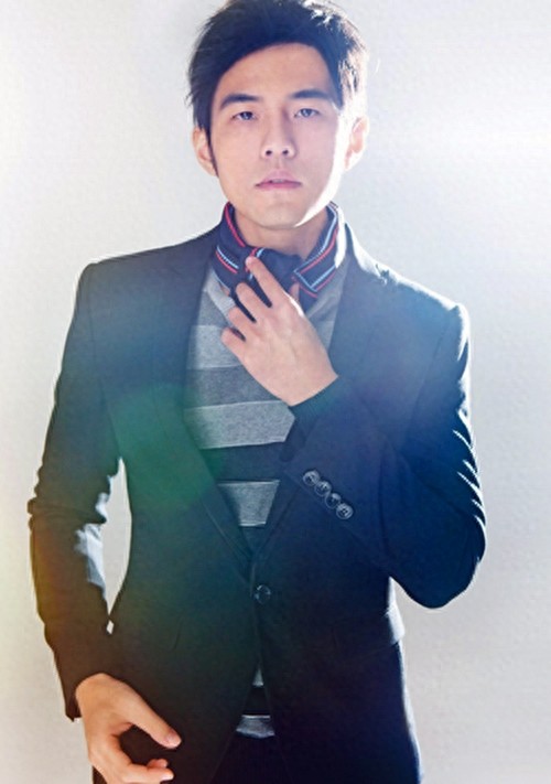 娱乐圈最具人气十大明星排行，范冰冰垫底刘德华第三第一果然是他