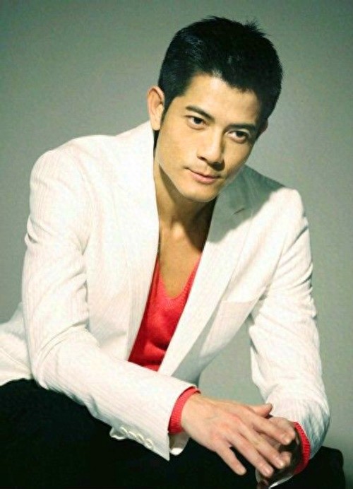 娱乐圈最具人气十大明星排行，范冰冰垫底刘德华第三第一果然是他