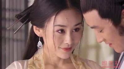 ​周扬整容毁了 她为什么要去动脸