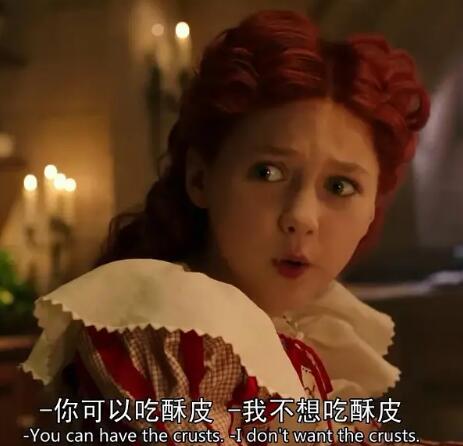 爱丽丝梦游仙境红皇后的头为什么那么大 她发生了什么事