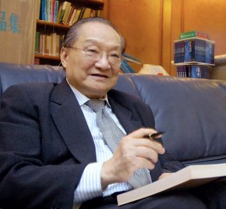 ​港台著名男作家TOP10， 你最喜欢哪一个？