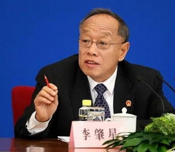 ​98年李肇星美国演讲，被问中国为啥“侵略”西藏？他一话令其羞愧
