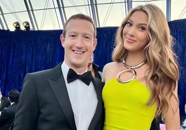 杨颖与谷爱凌同框 网友感叹今夕是何年 