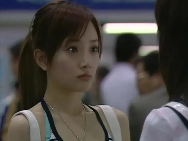 张檬整容失败但目前已恢复原貌（这些女星明明很美还是变了脸张檬哭诉后悔整容）(10)