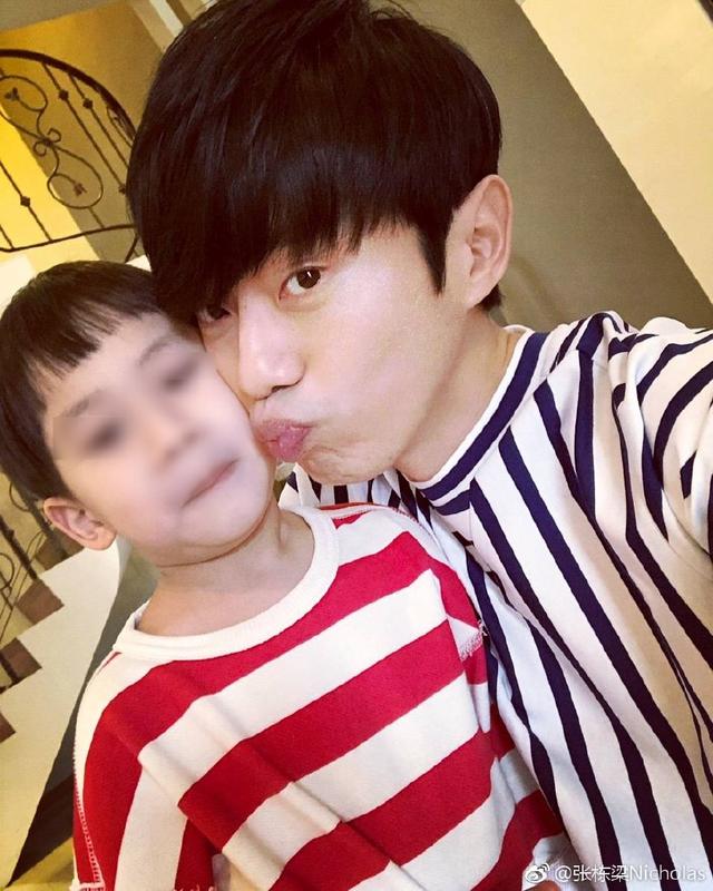 王心凌和张栋梁的关系（张栋梁如今被曝隐恋大6岁不婚族经纪人达10年）(18)