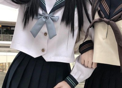 ​女朋友经常查手机是不是有点过分