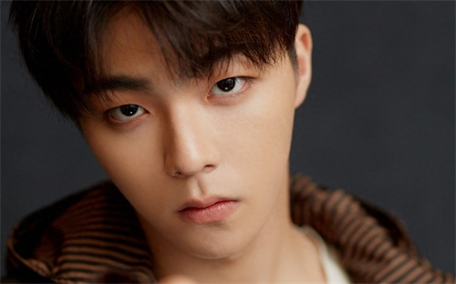 陈立农好看的电脑桌面壁纸