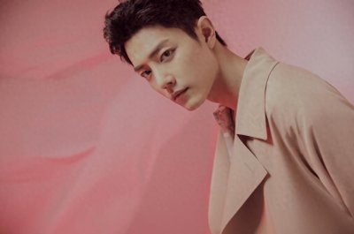 ​肖战恋情解析，经纪人真的是他的另一半？