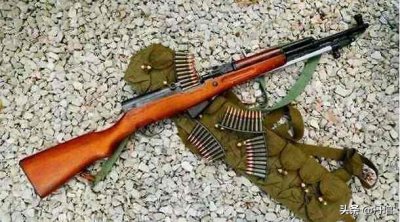 ​中国第一支正式列装的制式步枪：56式半自动步枪
