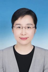 袭艳春,任新华社副社长