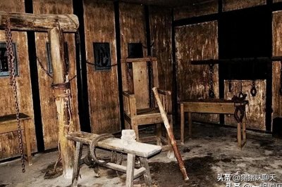 ​“老虎凳”有多可怕？ 3块砖头就令犯人招供，普通人顶不过一分