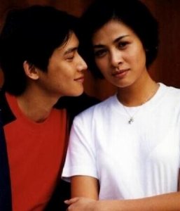 ​46岁苏瑾美貌引热议，曾靠《永不瞑目》走红，为爱息影今风光不再