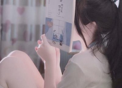 ​为什么男生都喜欢按着手腕