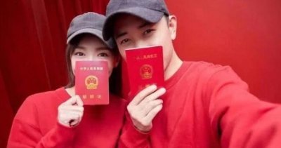 ​唐嫣被曝年底生产，曾发瘦照迷惑网友