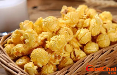 ​电影院吃爆米花是怎么来的？电影院的爆米花为什么卖得那么贵？