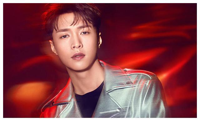 张艺兴《我是唱作人2》，实力演绎《小丑》，舞台表演震惊众人