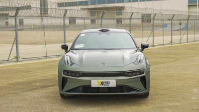 老车主详评新极氪001 夸奖与挑刺并存