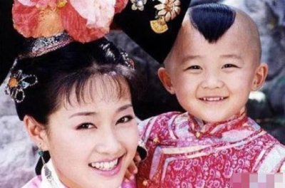 ​贾云哲：5岁凭“东儿”大火，因患病长不高，23岁依旧孩童模样