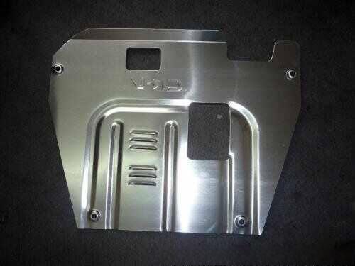 发动机下护板有必要装吗？4s店发动机护板多少钱-