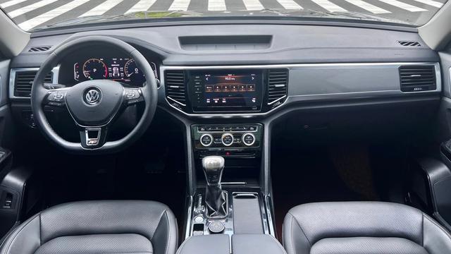 大众推出新款真七座SUV，搭2.0T爆299马力，26万起还要啥汉兰达-