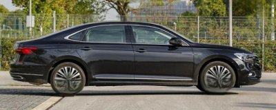 ​辉腾和帕萨特的区别是什么