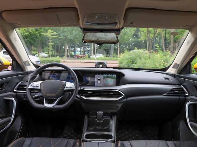 奔腾T772021款1.5T落地要多少钱？奔腾T77购车价-