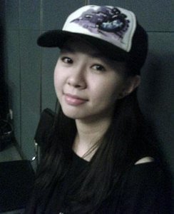 卓依婷个人资料