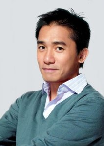 ​戏里恩爱，戏外“被恩爱”，梁朝伟和张曼玉话题缠身多年