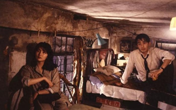 戏里恩爱，戏外“被恩爱”，梁朝伟和张曼玉话题缠身多年