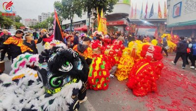​醒狮表演、生菜包、胜意饭……大沥北村生菜会送你一年好“意头”