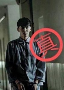 ​吴亦凡被刑拘引韩网热议，被撇清非EXO成员，网友对他苛刻超解气