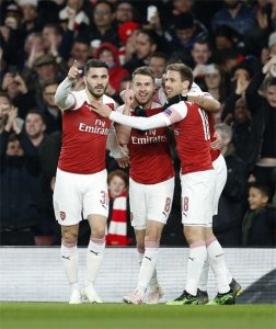 ​足球——欧罗巴联赛：阿森纳主场胜那不勒斯