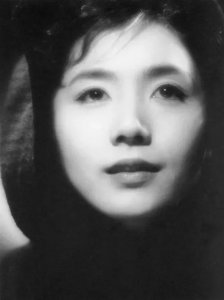 ​昭和时代：岩下志麻有种祸国殃民的美感