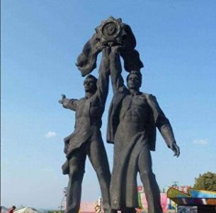 ​乌克兰为何不愿回到俄罗斯呢？反而摆脱俄罗斯影响的迹象很明显