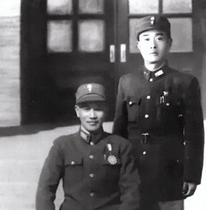 ​抗战期间，杂牌军出身的施中诚，为何能成为王牌74军第三任军长？