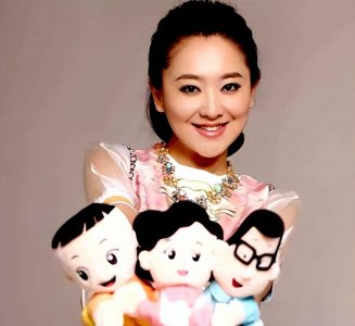 “月亮姐姐”王淏:39岁高龄生子,被富商丈夫宠成宝,成人生赢家